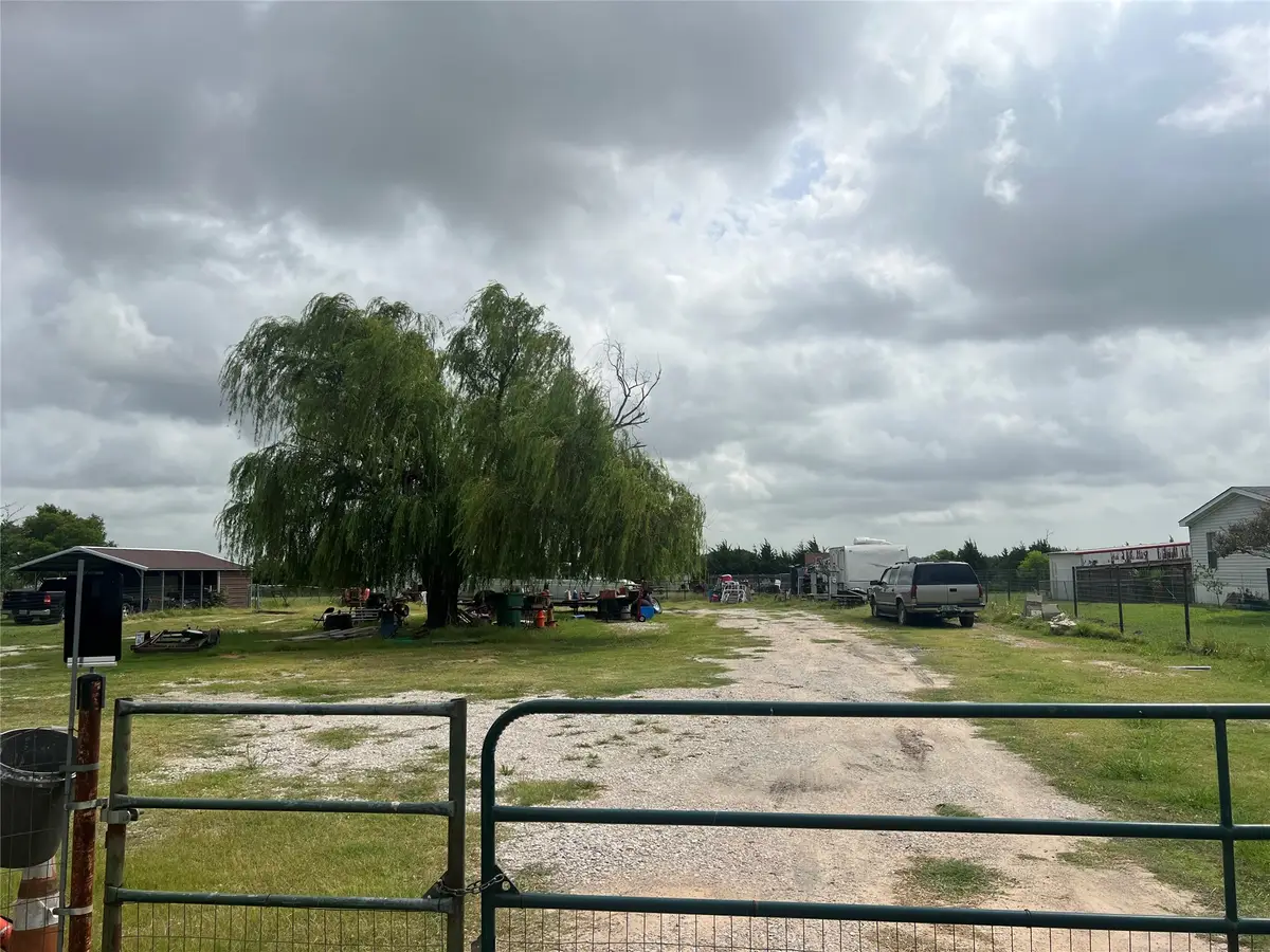 1461 County Road 697, Farmersville, TX 75442 - #1