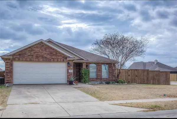 301 Long Prairie Drive, Forney, TX 75126