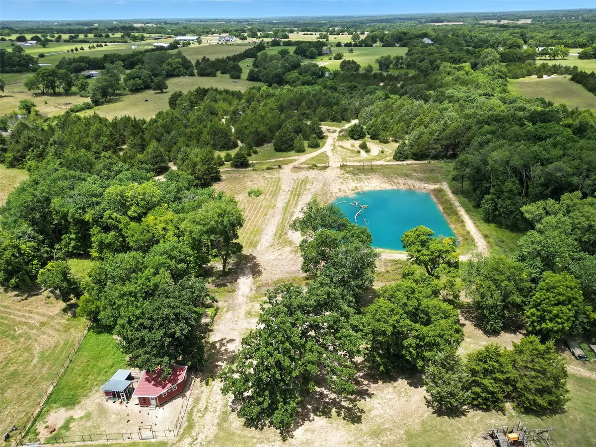 3823 State Highway 11, Bonham, TX 75418 - #1