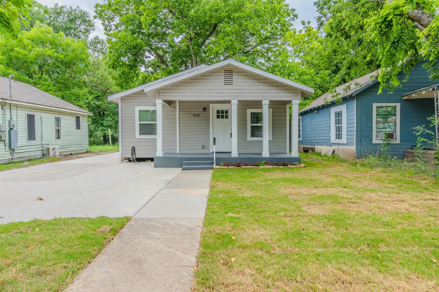 808 N Montgomery Street, Sherman, TX 75090 - #2