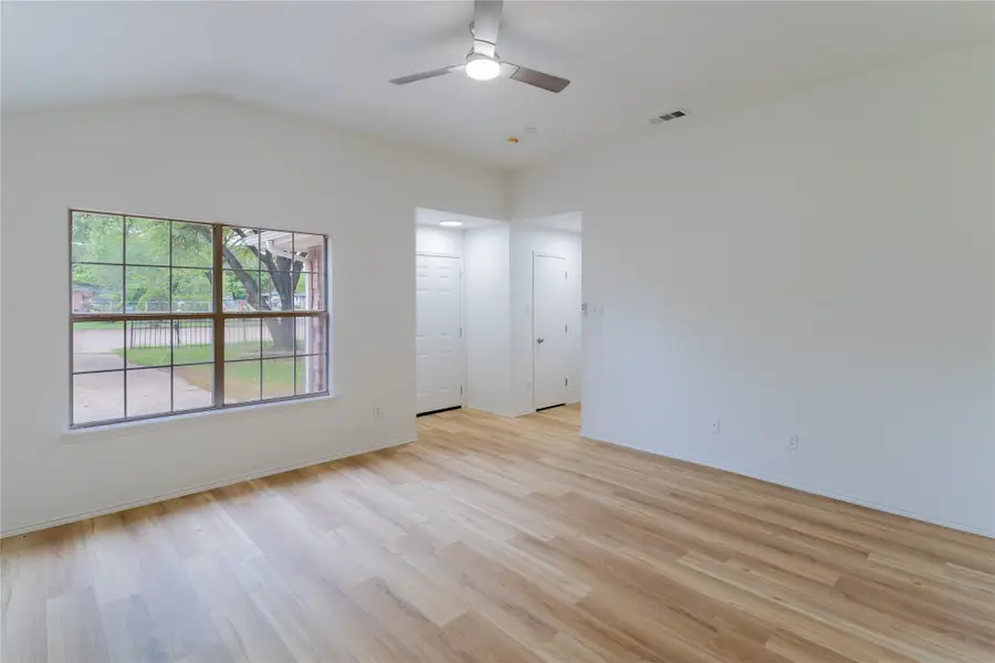 10309 Casnett Drive, Dallas, TX 75217 - #3