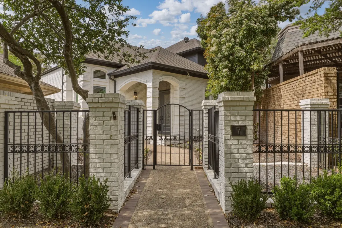 7 Royal Terrace Court, Dallas, TX 75225 - #1