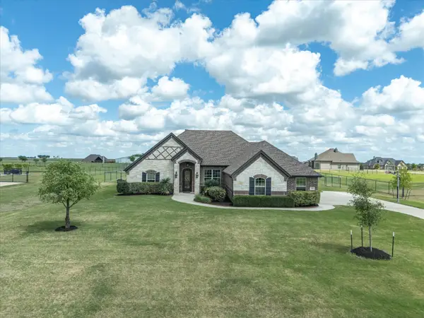 340 Pescado Court, Godley, TX 76044