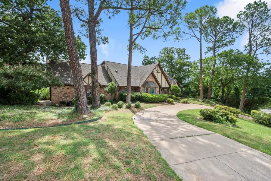 1005 Acorn Court, Arlington, TX 76012 - #2