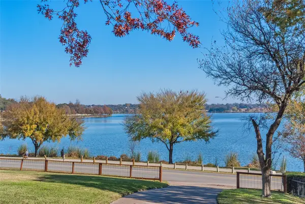 3505 W Lawther Drive, Dallas, TX 75214