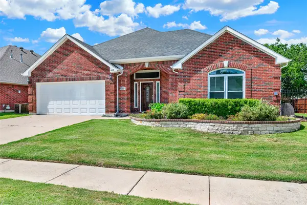 409 Jennifer Lane, Arlington, TX 76002