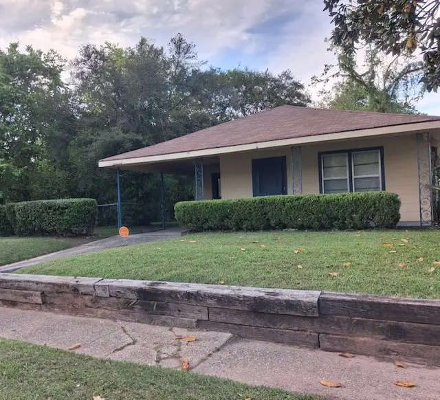 104 E Elmwood Street, Shreveport, LA 71104 - #2