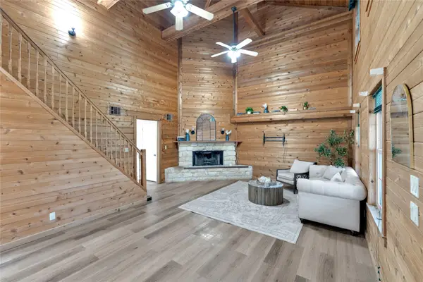 3532 Fm 547, Farmersville, TX 75442