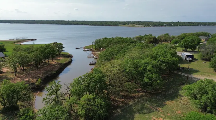 8 Iowa Court, Nocona, TX 76255 - #2