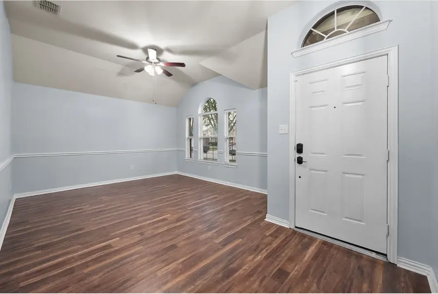 915 Seider Lane, Grand Prairie, TX 75052 - #3