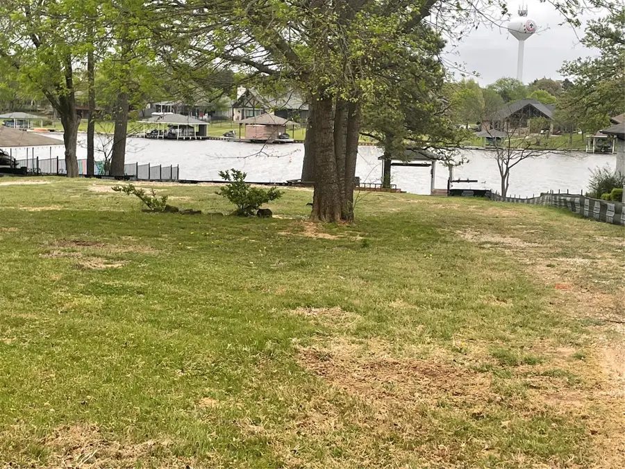 134 Blackfoot Trail, Gainesville, TX 76240 - #2