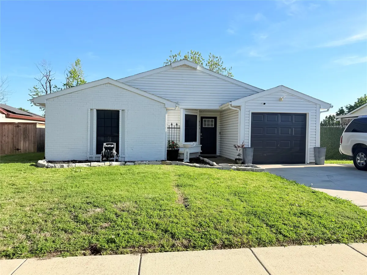 4112 Spindletree Lane, Fort Worth, TX 76137 - #1