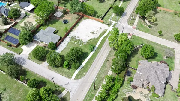 1900 N Carroll Avenue, Southlake, TX 76092