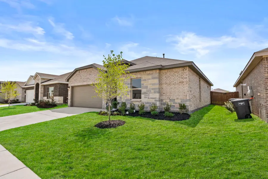 4321 Valley Brook Drive, Crowley, TX 76036 - #2