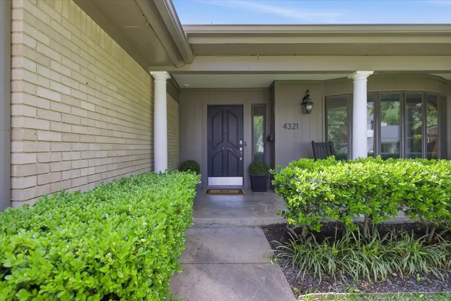 4321 Selkirk Drive W, Fort Worth, TX 76109 - #3