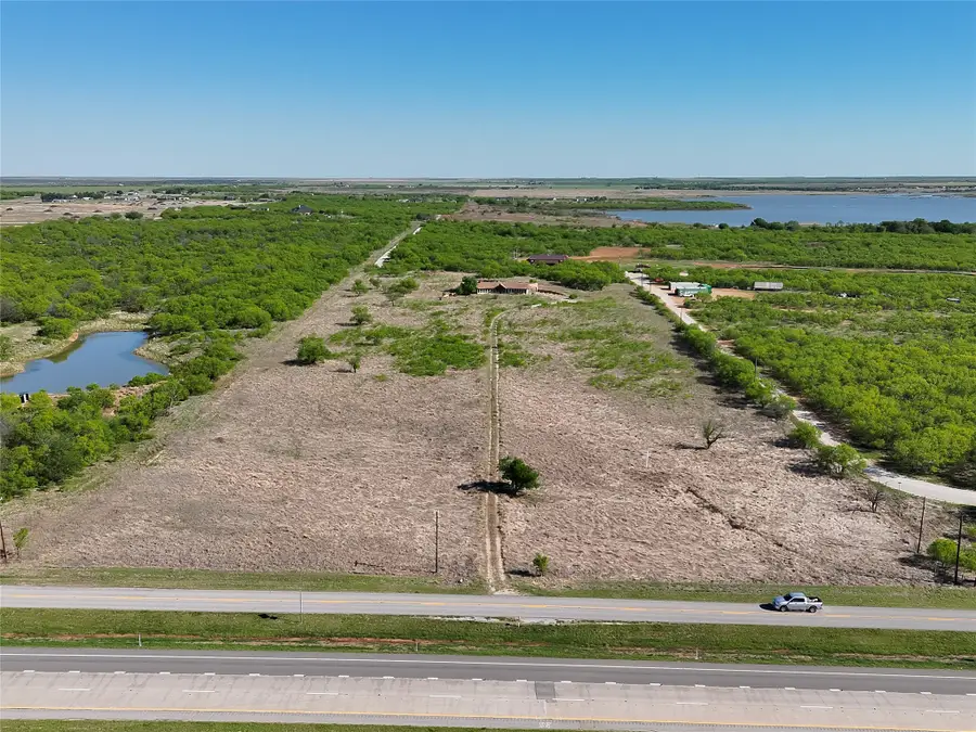 2554 NW Access Road, Iowa Park, TX 76367 - #2