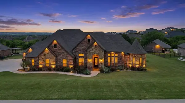 12408 Villa Milano Drive, Fort Worth, TX 76126