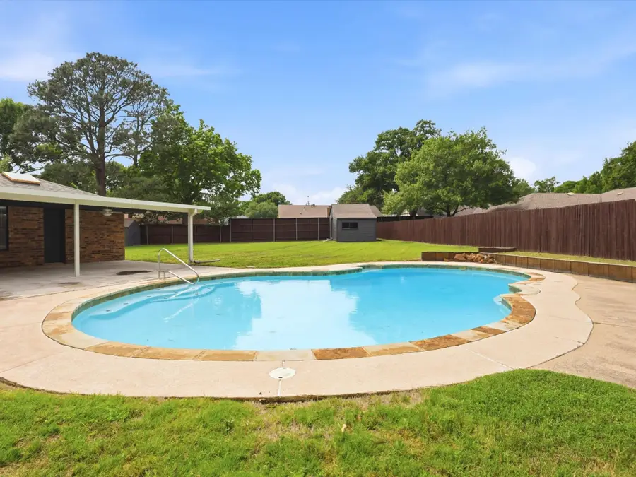 408 Christine Court, Euless, TX 76039 - #3