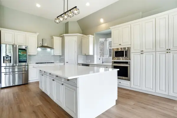 800 Orleans Drive, Southlake, TX 76092