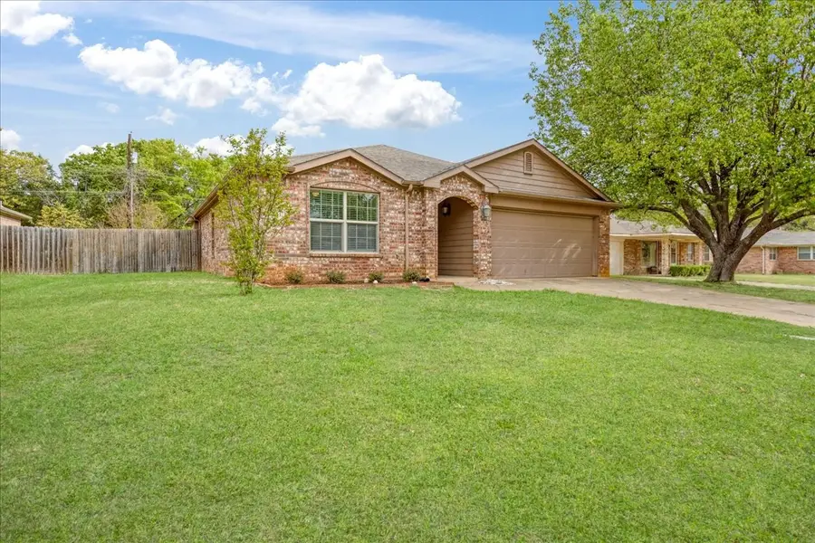 1321 Crestview Drive, Denison, TX 75020 - #2
