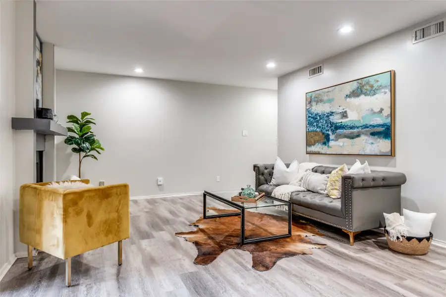 5130 Amesbury Drive #103, Dallas, TX 75206 - #3