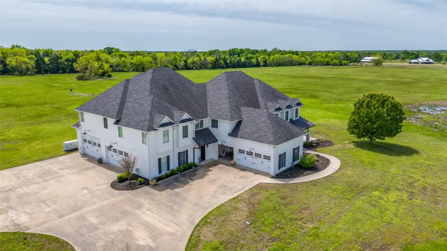 6100 Old Clarksville Road, Reno, TX 75462 - #2