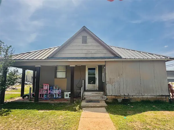 500 S Broadway Street, Ballinger, TX 76821