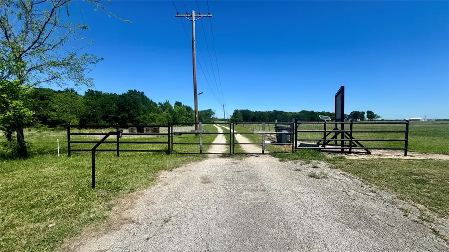 2985 Fm 751, Wills Point, TX 75169 - #3