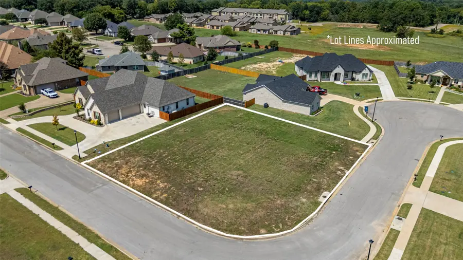 585 Imagine Drive, Lindale, TX 75771 - #2