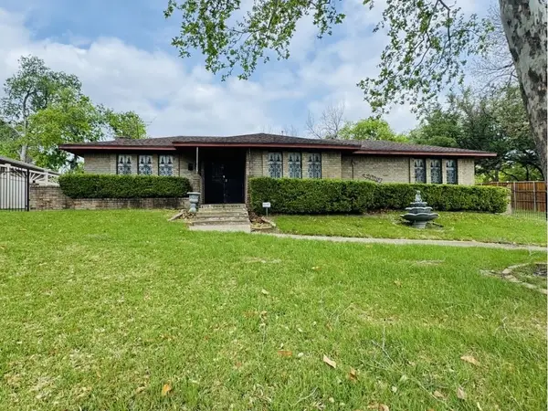 2047 Argyle Avenue, Dallas, TX 75203