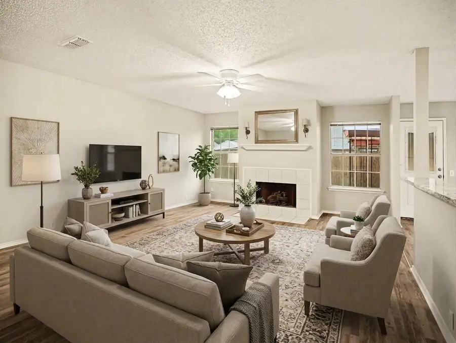 4523 Hanover Street, Grand Prairie, TX 75052 - #2