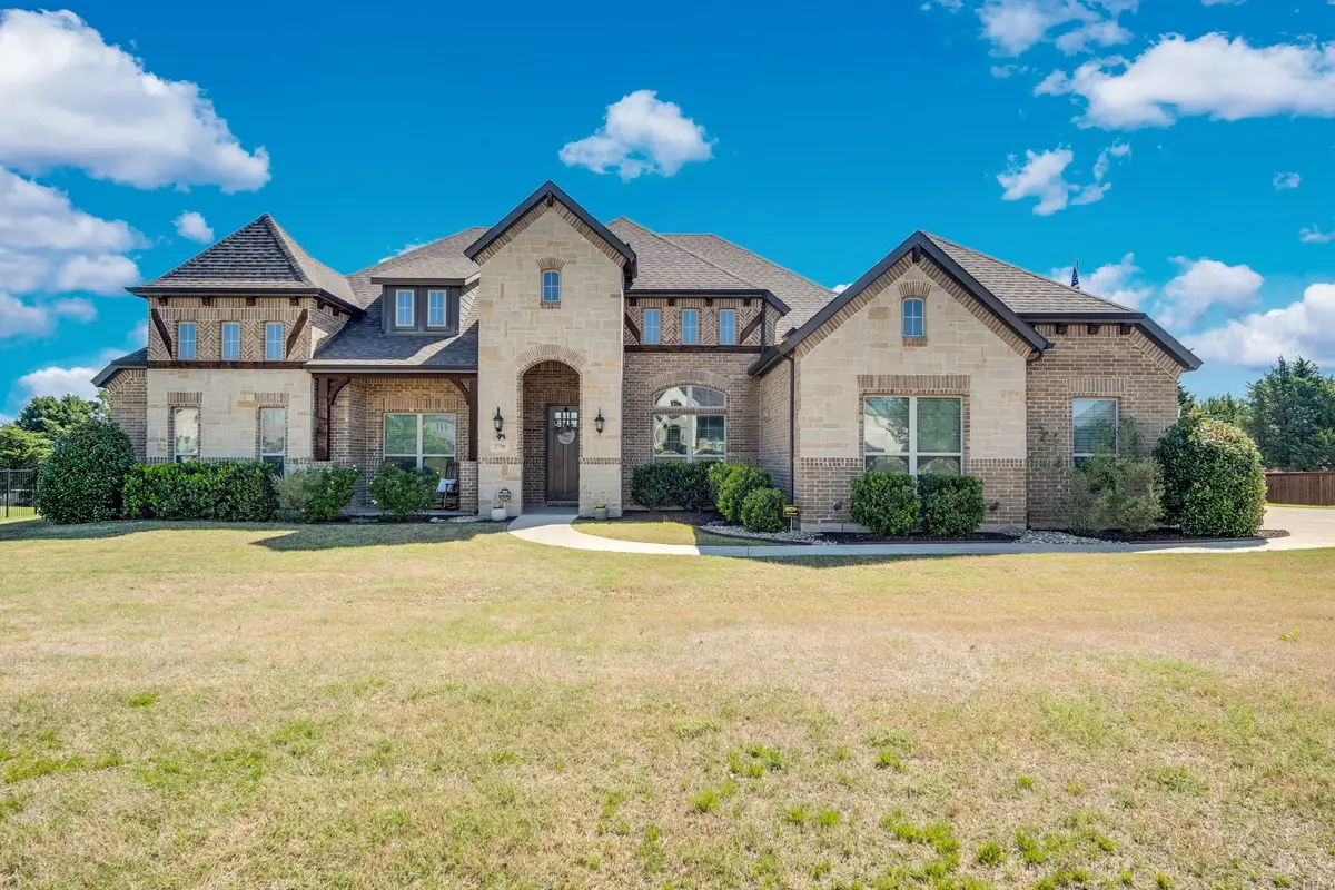 2730 Clear Lake Drive, Midlothian, TX 76065 - #1