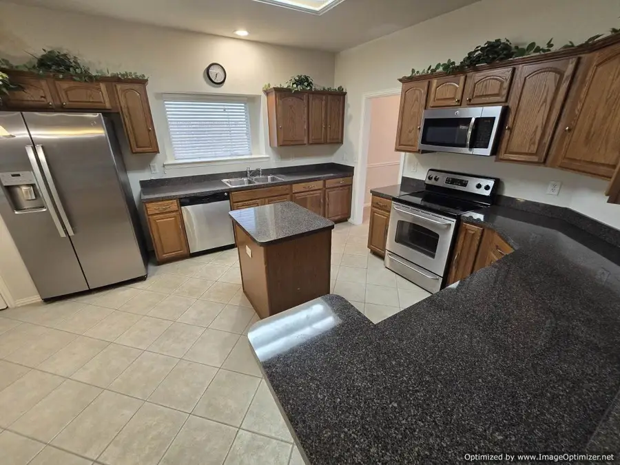 103 S Young Boulevard, Desoto, TX 75115 - #2