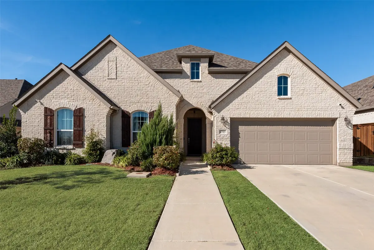 4713 Valley Peak Cove, Justin Roanoke, TX 76262 - #1