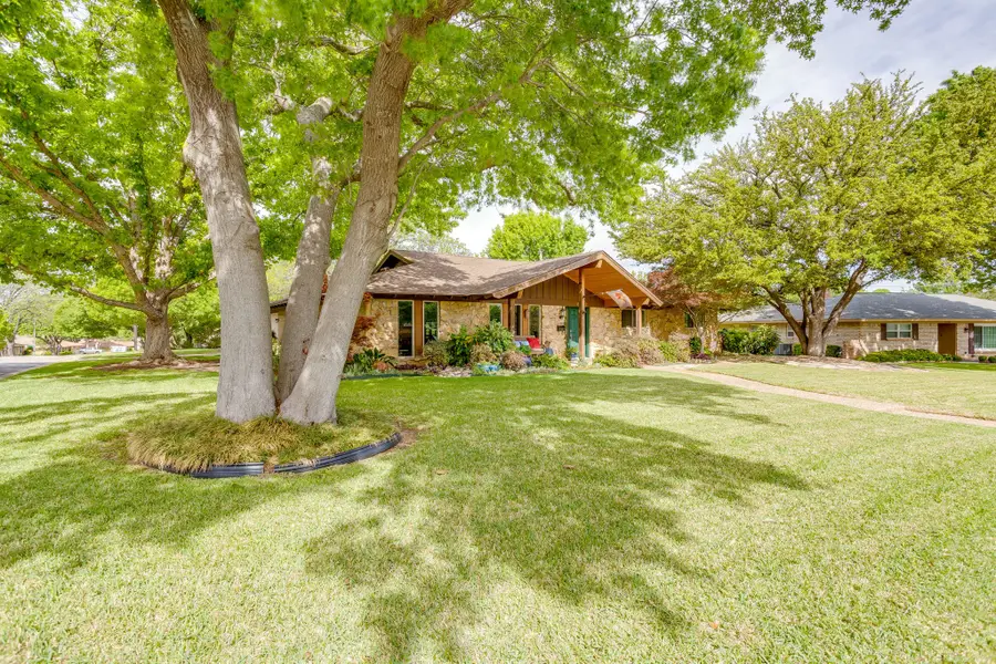 6512 Winn Street, Fort Worth, TX 76133 - #2