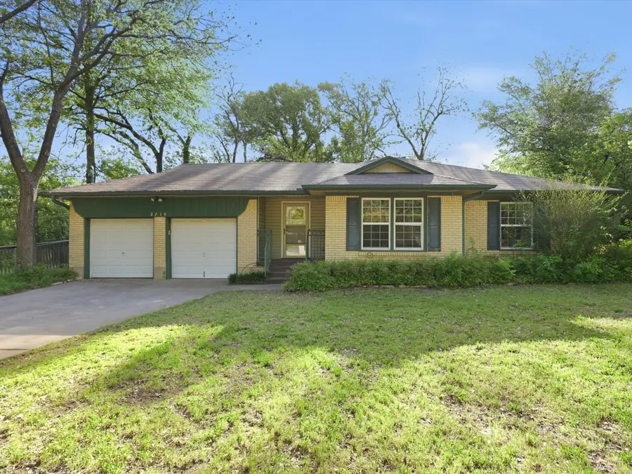 2210 Robinwood Lane, Denton, TX 76209 - #2