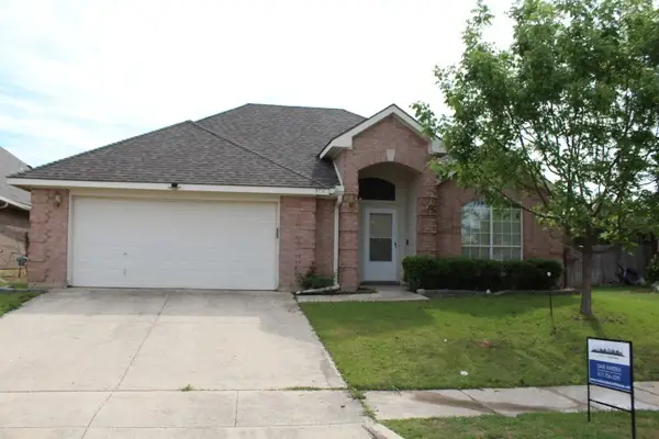 5716 Colorado Court, Haltom City, TX 76137