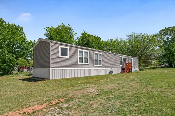 707 Sun Court, Granbury, TX 76049