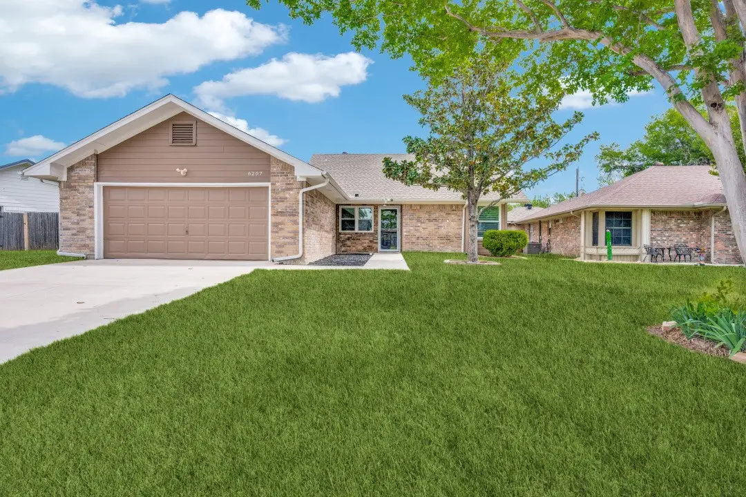 6207 Patriotic Court, Arlington, TX 76002 - #1
