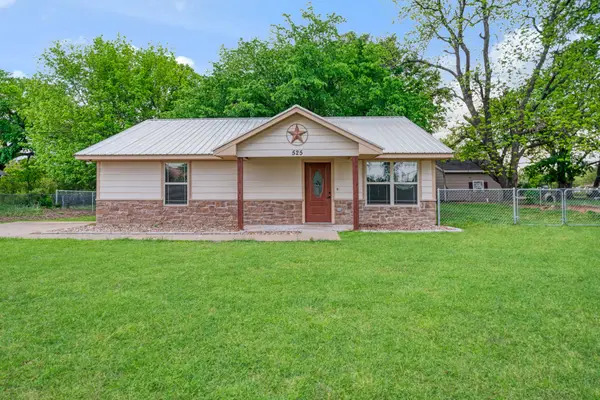 525 19th Street Nw, Paris, TX 75460