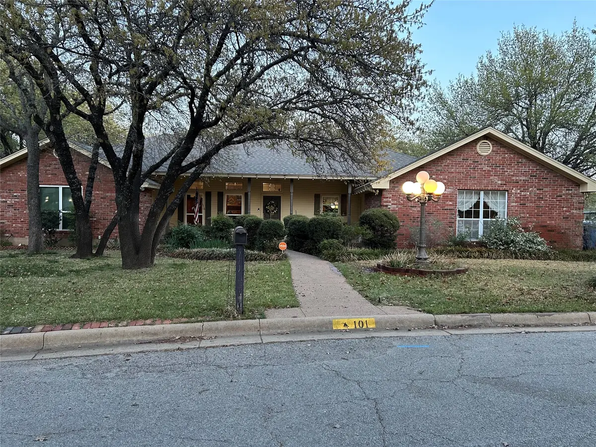 101 Golden Kinglet Lane, Cisco, TX 76437 - #1