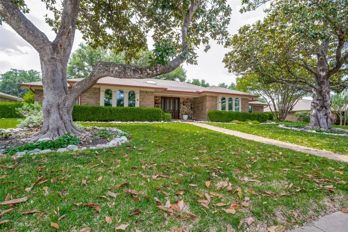 6844 Leameadow Drive, Dallas, TX 75248 - #1