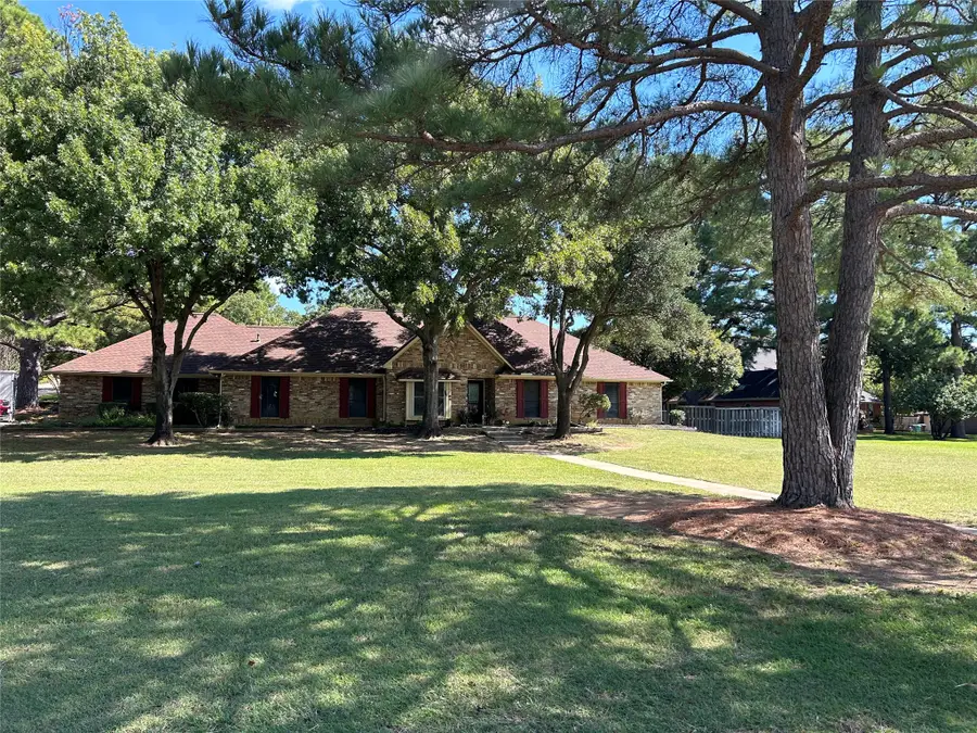 3601 Montecito Drive, Denton, TX 76205 - #2