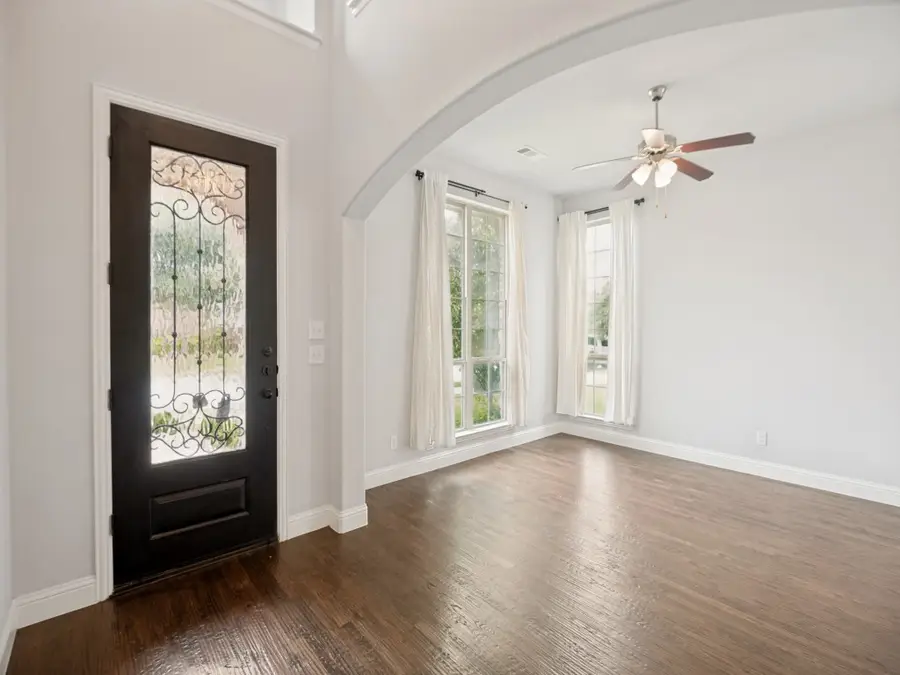 5009 Joseph Street, Lewisville, TX 75056 - #3