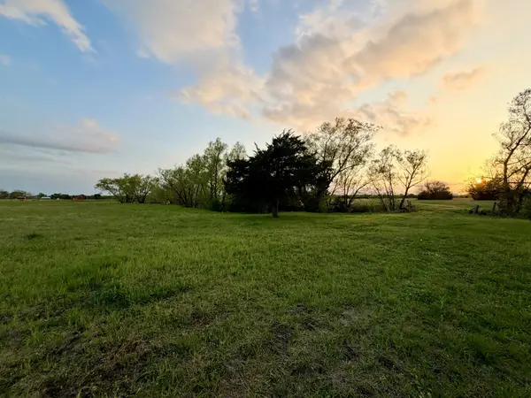 6 AC ~ TBD County Road 4870, Leonard, TX 75452
