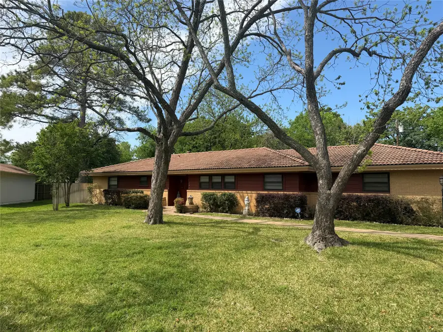 126 Sanders Place, Irving, TX 75062 - #2