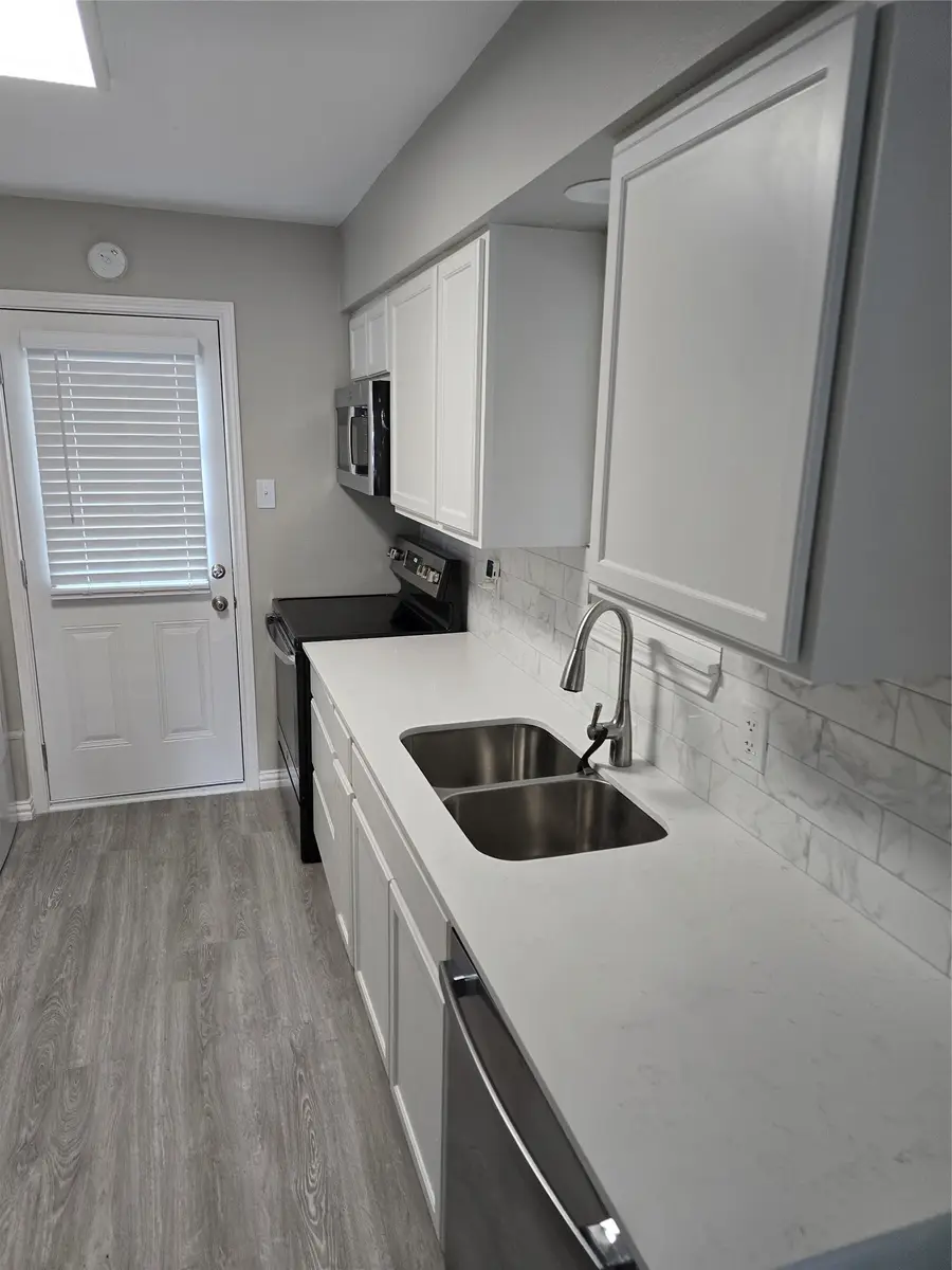 4000 Fair Park Boulevard, Fort Worth, TX 76115 - #3