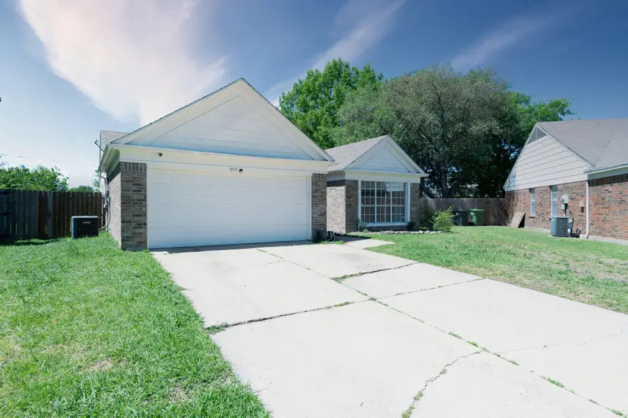 1019 Danforth Court, Arlington, TX 76017 - #2