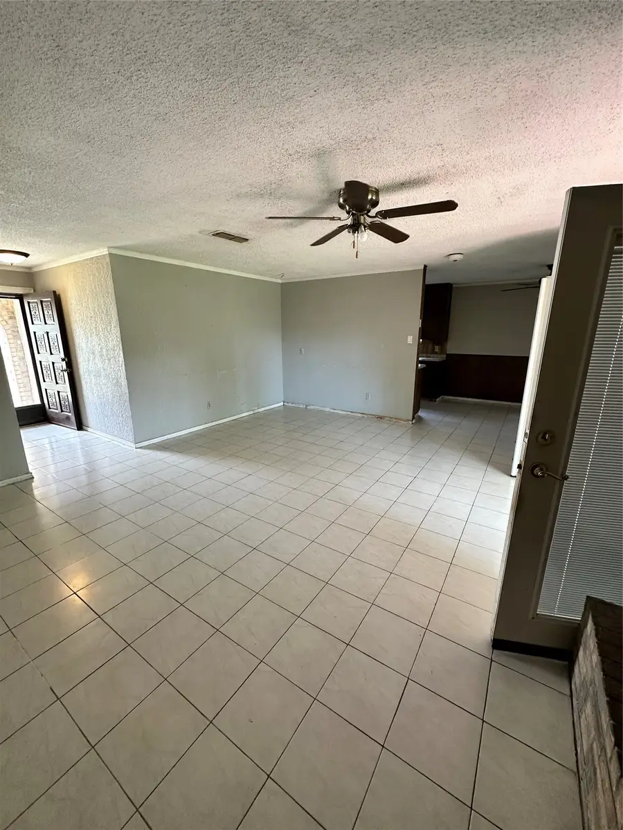 3046 Gene Lane, Haltom City, TX 76117 - #2