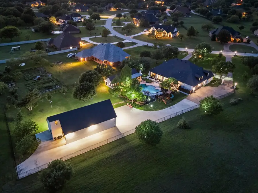 501 W Aurora Vista Trail, Aurora, TX 76078 - #2